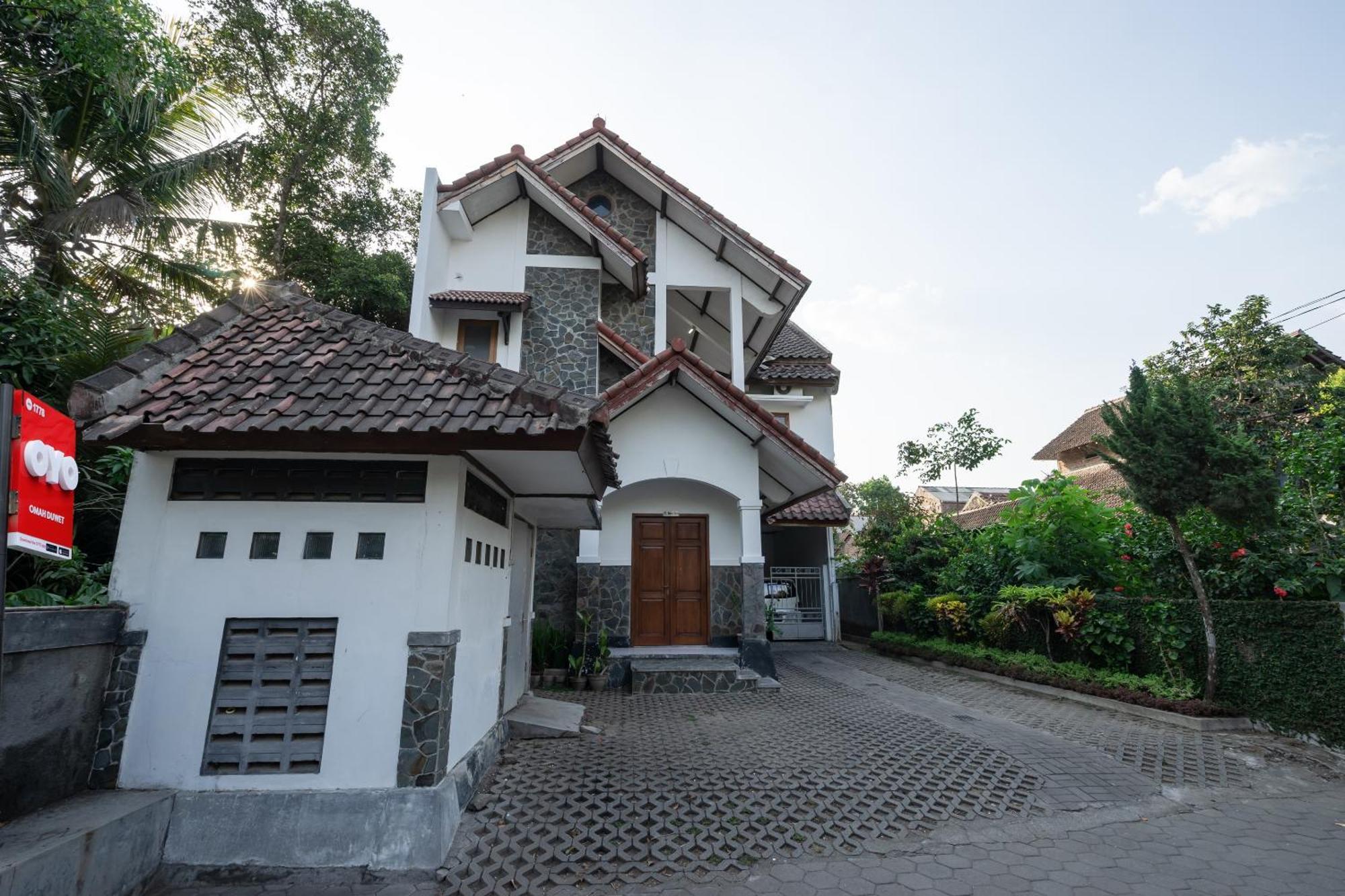 فندق Super Oyo 1778 Omah Duwet Beran Kidul المظهر الخارجي الصورة
