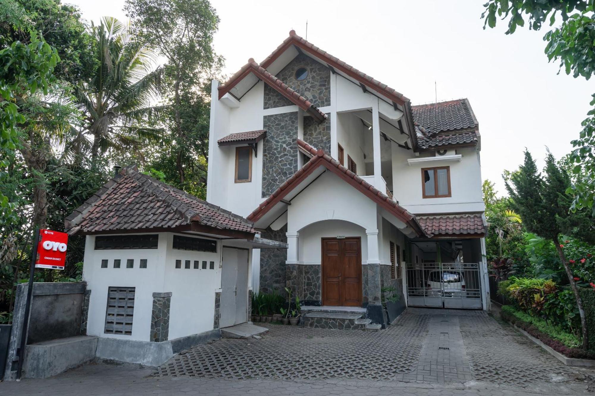 فندق Super Oyo 1778 Omah Duwet Beran Kidul المظهر الخارجي الصورة